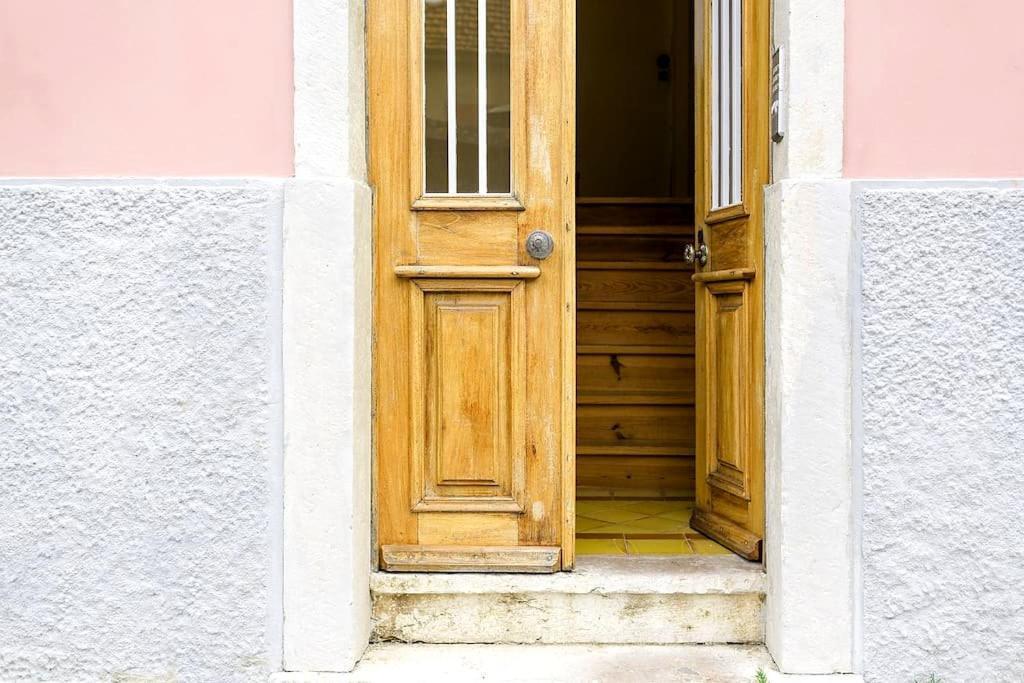 Sapadores - 2 Bedrooms Apartment Lisbon Boho Chic エクステリア 写真